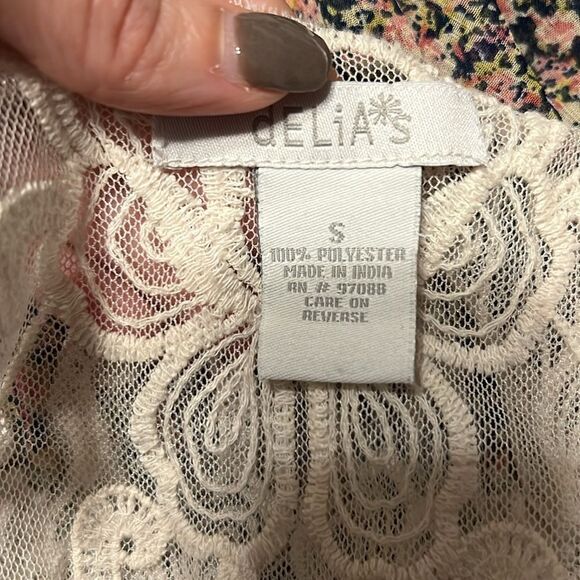 Delia’s Racerback Tank Shirt - Picture 6 of 7